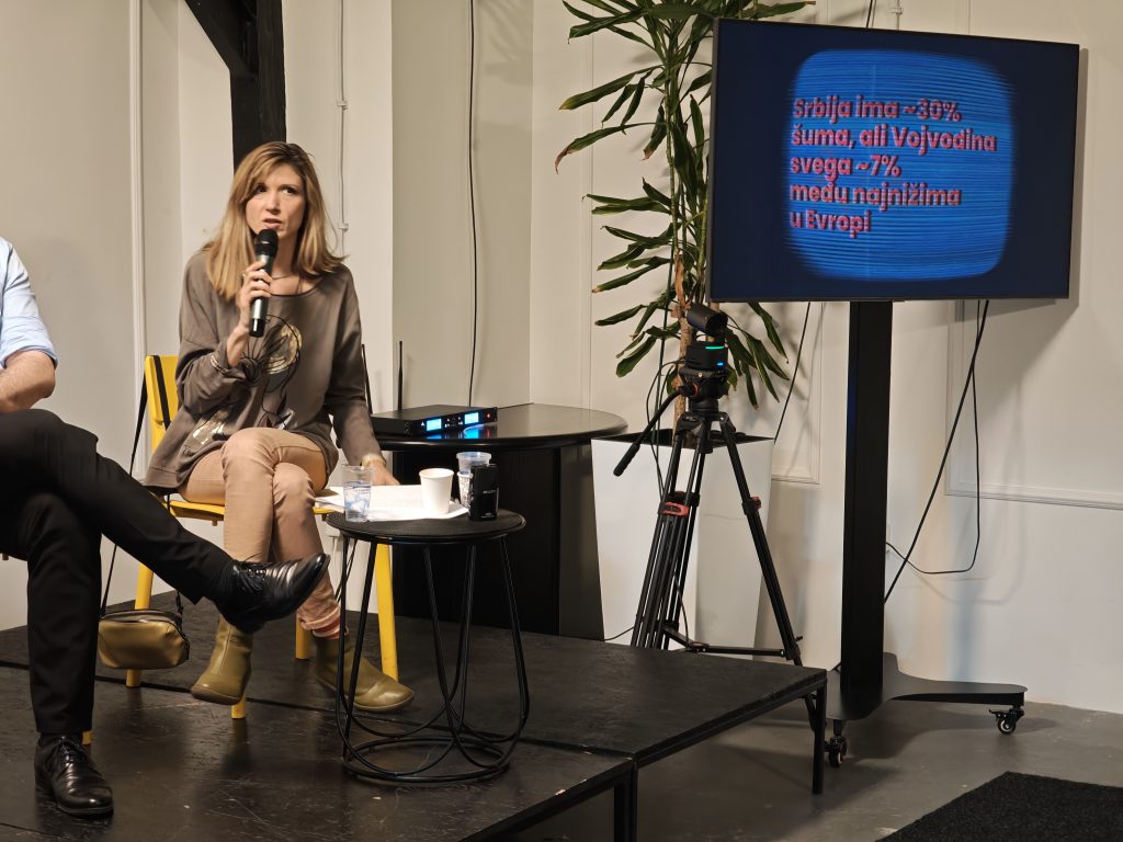 U Beogradu predstavljena inicijativa „Javna dobra – javno vlasništvo“ i nacrt Deklaracije koja traži ustavnu zaštitu resursa i zabranu njihove privatizacije.