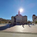 Novi DSS: Novi Sad na ivici finansijskog sloma zbog dugova i tužbi Novi DSS upozorava da je Novi Sad pred finansijskim slomom zbog rasta dugova, tužbi za eksproprijaciju i lošeg upravljanja budžetom.