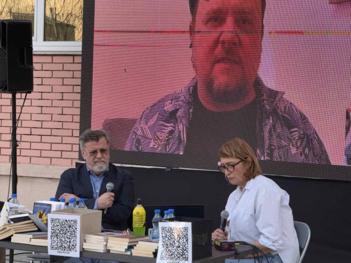 Marko Vidojković onlajn promocija knjige Četres prva u Inđiji podrška IN Medija