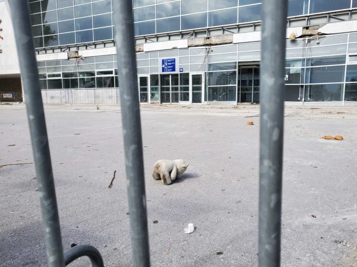 Prostor ispred Železničke stanice u Novom Sadu gde je planirano spomen-obeležje za žrtve pada nadstrešnice