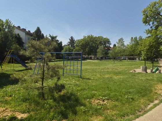 Akcija &bdquo;Zavrni rukave&ldquo; u Staroj Pazovi: oči&scaron;ćene javne povr&scaron;ine, obale i deponije &scaron;irom op&scaron;tine