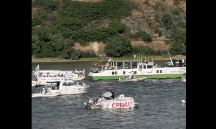 flotila sns plovi dunavom